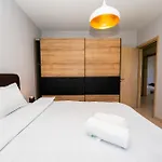 The Blue Nest - 4br, Marine & Nature Magic View Appartamento Durrës