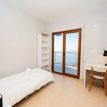 Appartement The Blue Nest - 4br, Marine & Nature Magic View *