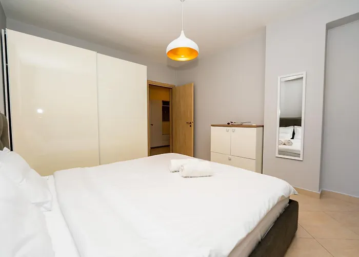 The Blue Nest - 4br, Marine & Nature Magic View Апартаменты *