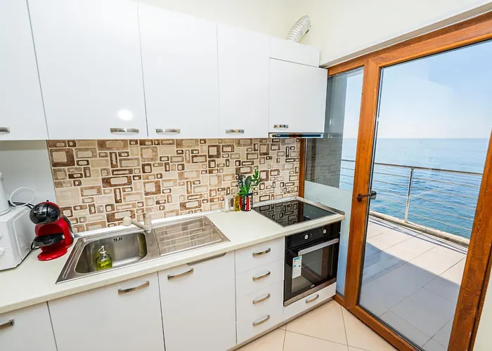 The Blue Nest - 4br, Marine & Nature Magic View