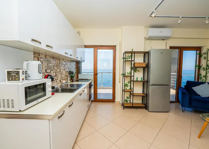 The Blue Nest - 4br, Marine & Nature Magic View Апартаменты *