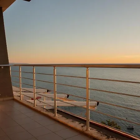 The Blue Nest - 4br, Marine & Nature Magic View Appartement